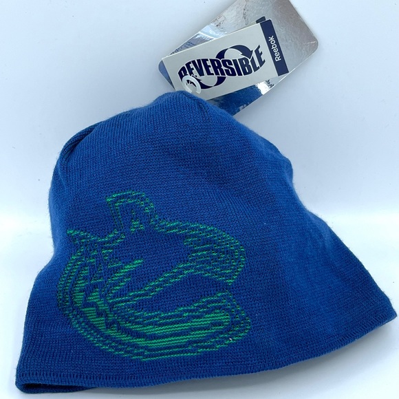 Vancouver Canucks Beanie - Picture 2 of 9